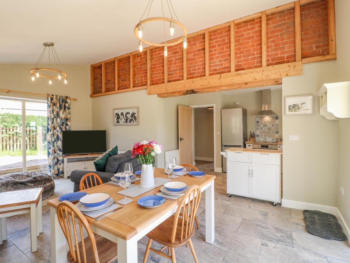 Acorn Lodge Стаффорд Экстерьер фото